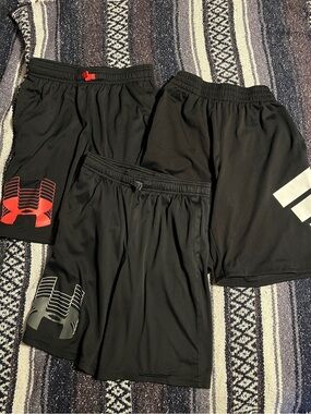 NWOT boys athletic shorts bundle size M